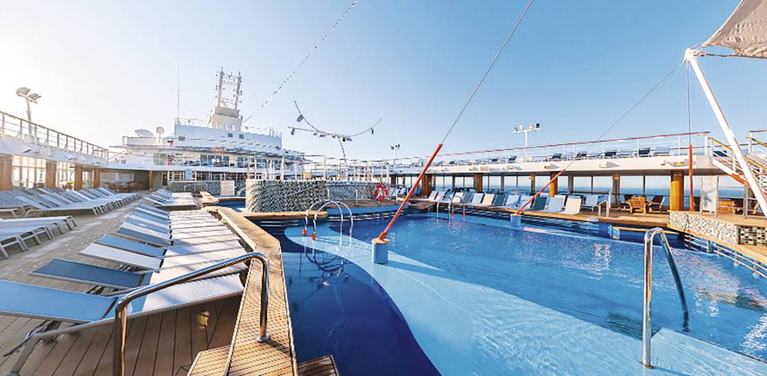 Thomson Cruises TUI Explorer Exterior Pool 2.jpg